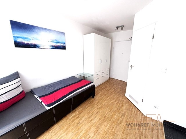 Modern möblierte 1-Zimmer-Wohnung in Berg am Laim - Photo 1