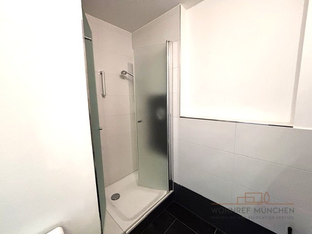 Modern möblierte 1,5-Zimmer-Wohnung in Berg am Laim - Photo 5